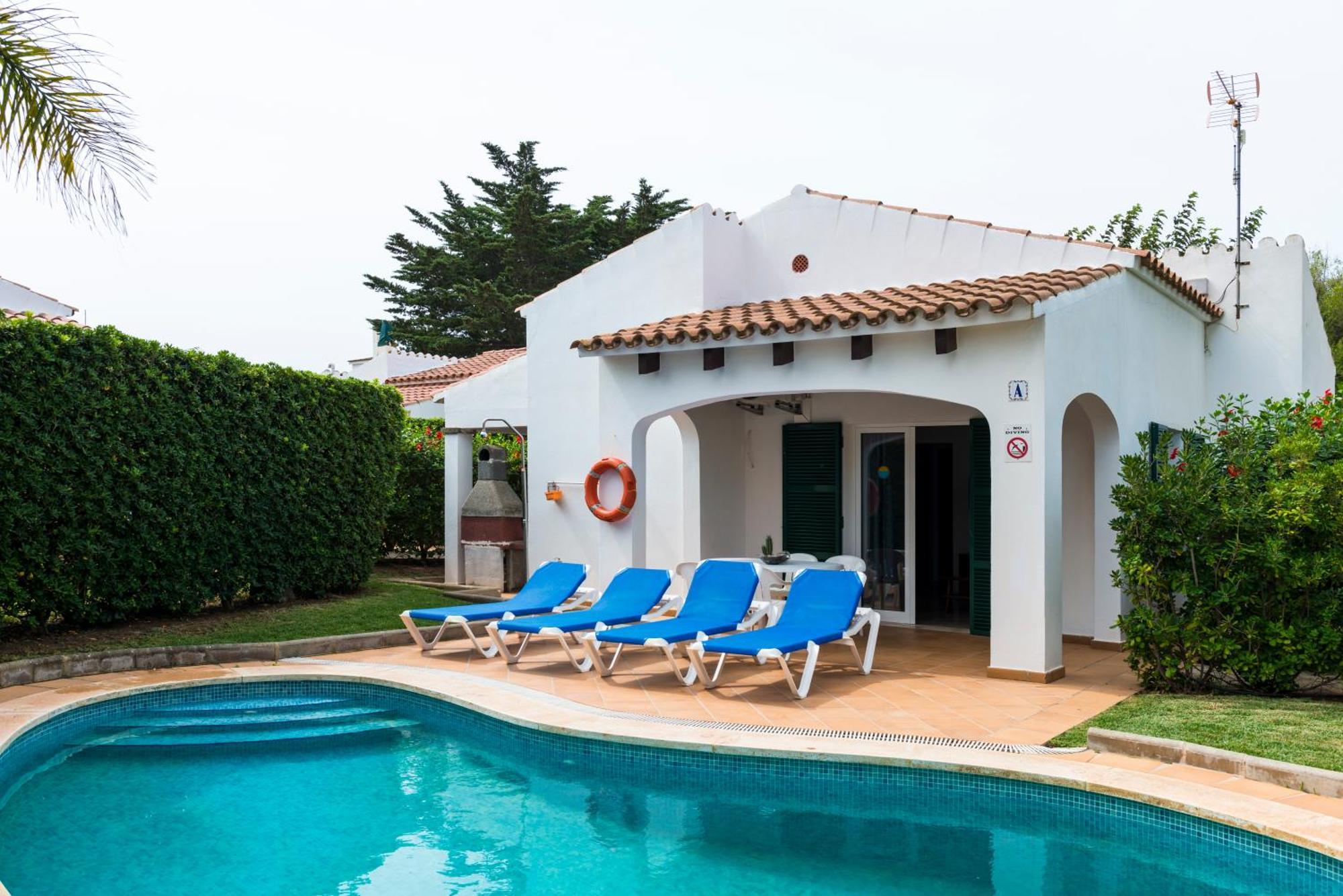 Apartchalet Villas Elvira. Villa A Son Carrio  Екстериор снимка