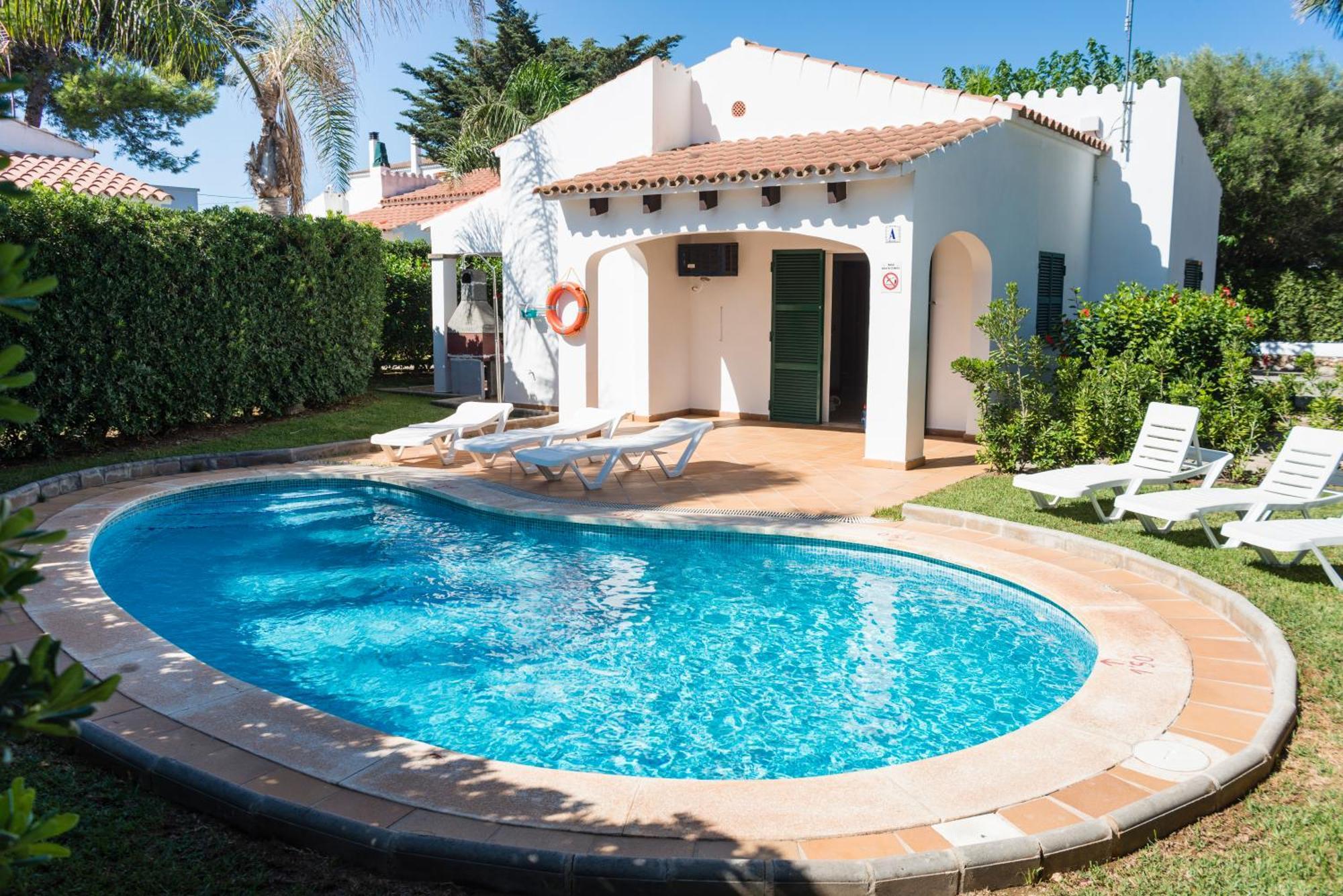 Apartchalet Villas Elvira. Villa A Son Carrio  Екстериор снимка